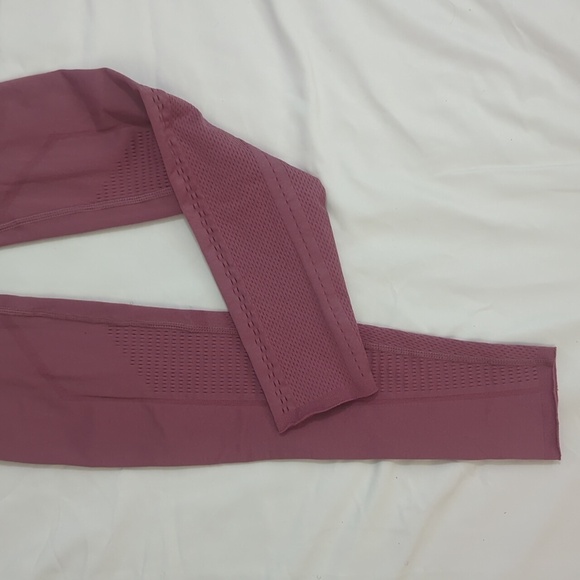 Fabletics High Waisted SculptKnit Openwork 7/8 Leggings, Color Charisma Size XS - Picture 9 of 16